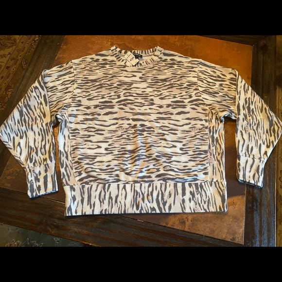 Express Zebra Print Sweatshirt, S

Oversized, Very Soft - Picture 8 of 9